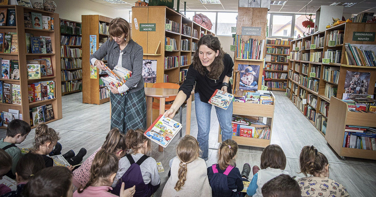 Íróasztaltól olvasókuckóba